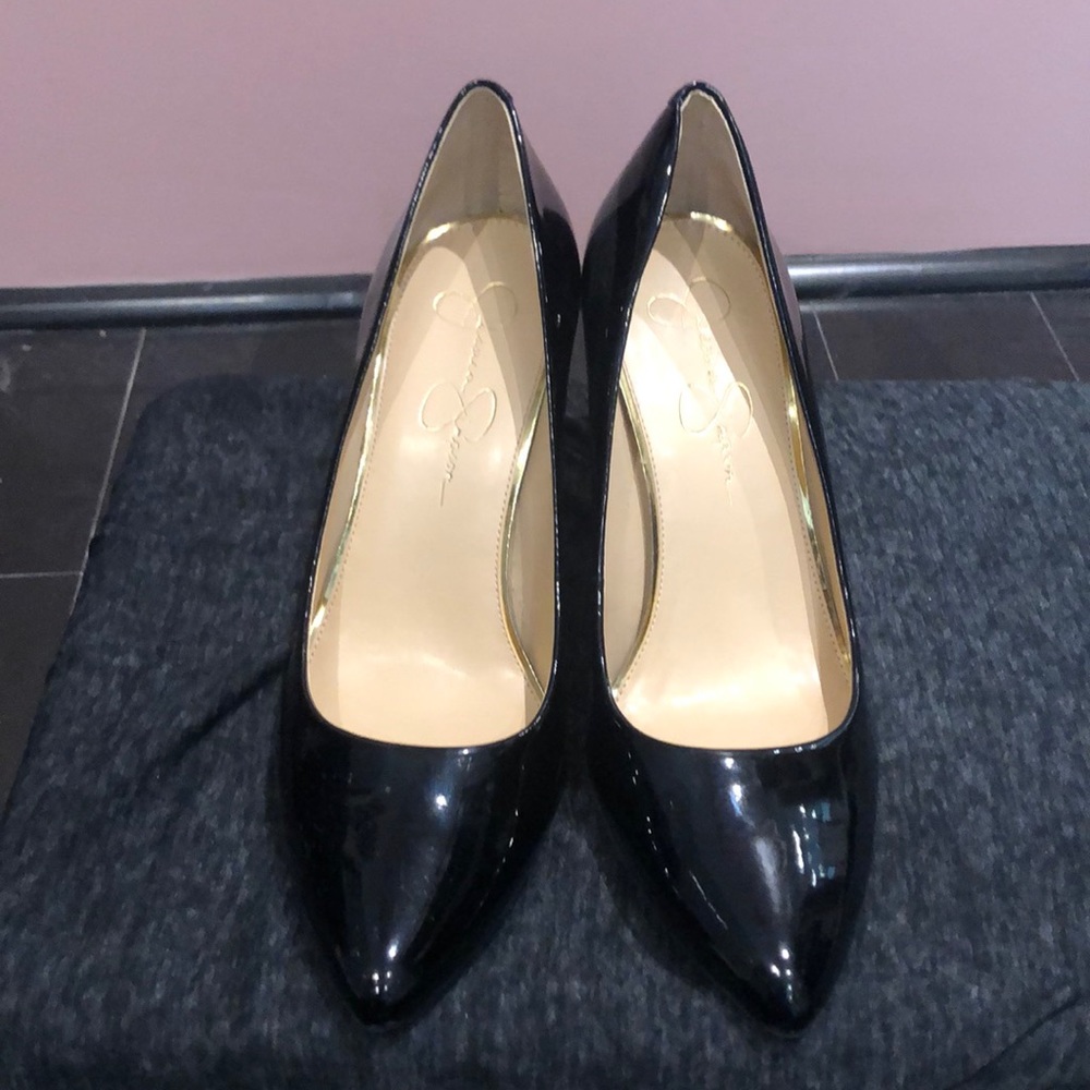 Patent black pump 9M